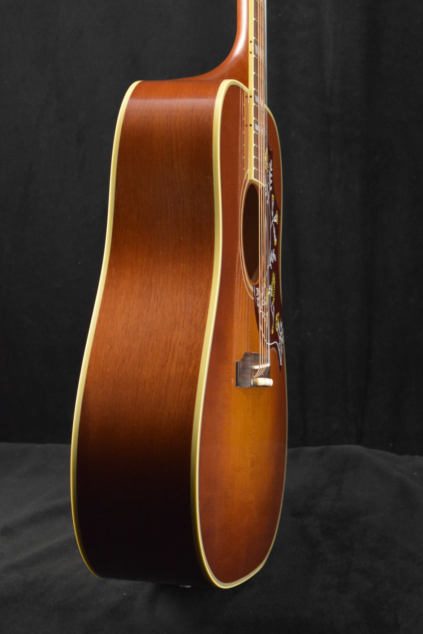 Gibson Custom Shop 1960 Hummingbird Fixed Bridge Heritage Cherry Sunburst