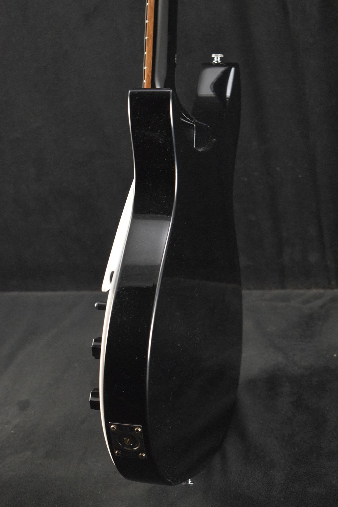 Rickenbacker 325C64 Jetglo