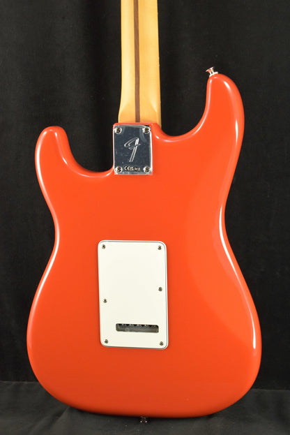 Fender Player II Stratocaster Coral Red Rosewood Fingerboard