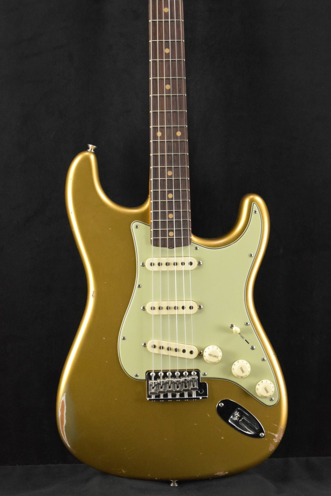 Fender Custom Shop Late '62 Strat - Aged Aztec Gold Relic with Closet Classic Hardware