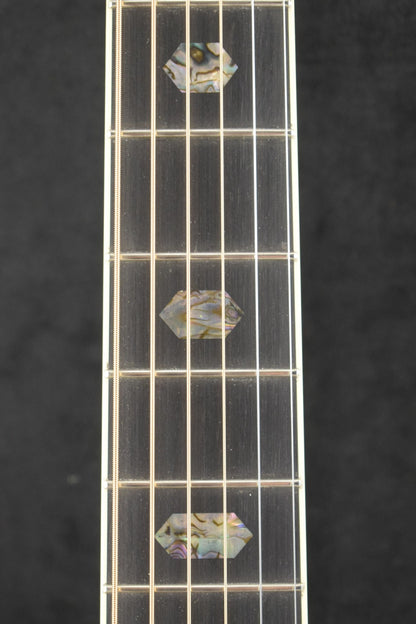 Martin Custom Shop Dreadnought Guatemalan Rosewood 1933 Ambertone