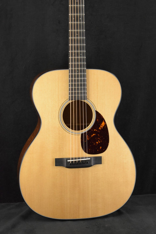 Martin Custom Shop OM Orchestra Model Sitka Spruce VTS Quilted Pommele Sapele Natural