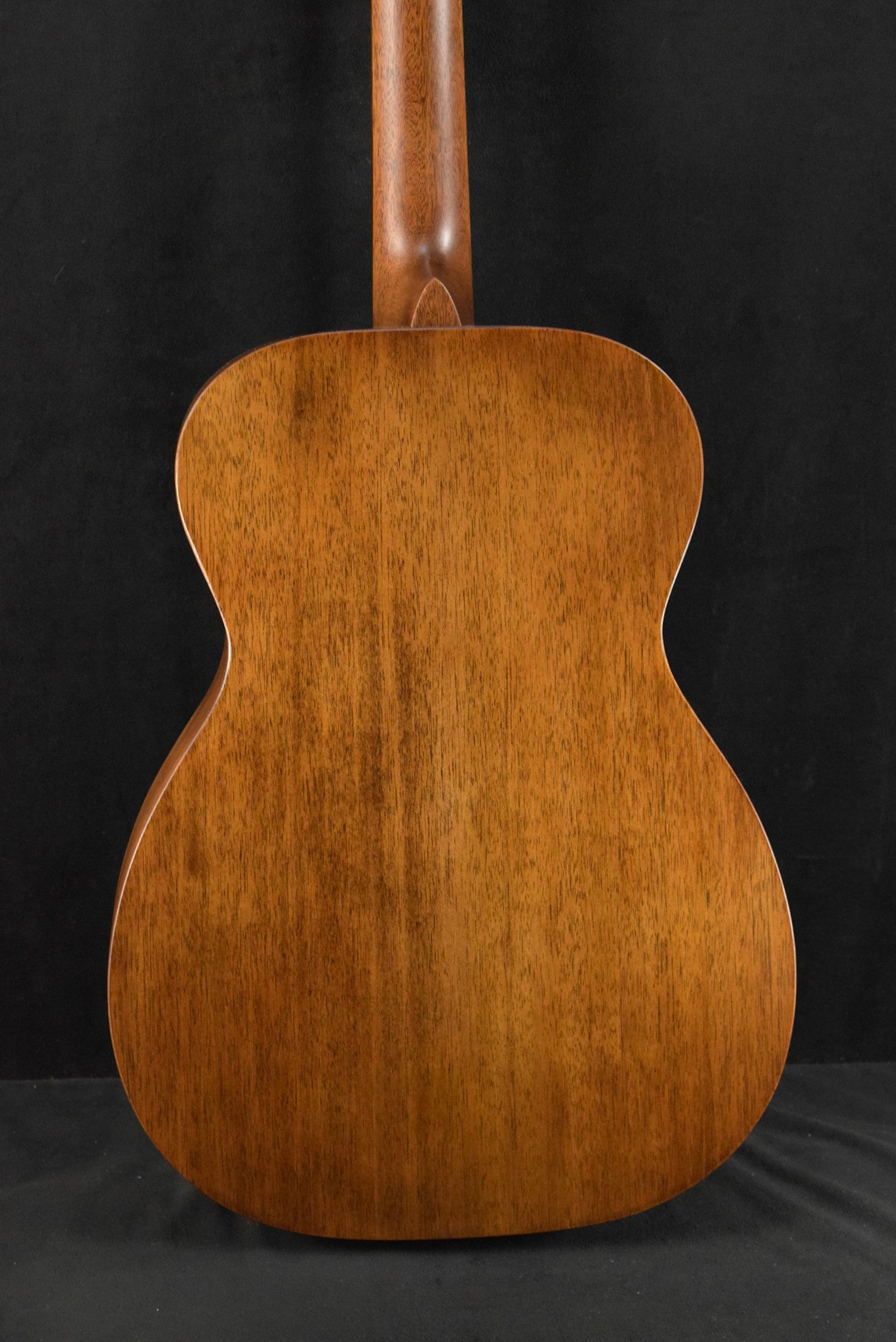 Martin 00-15M Mahogany Satin