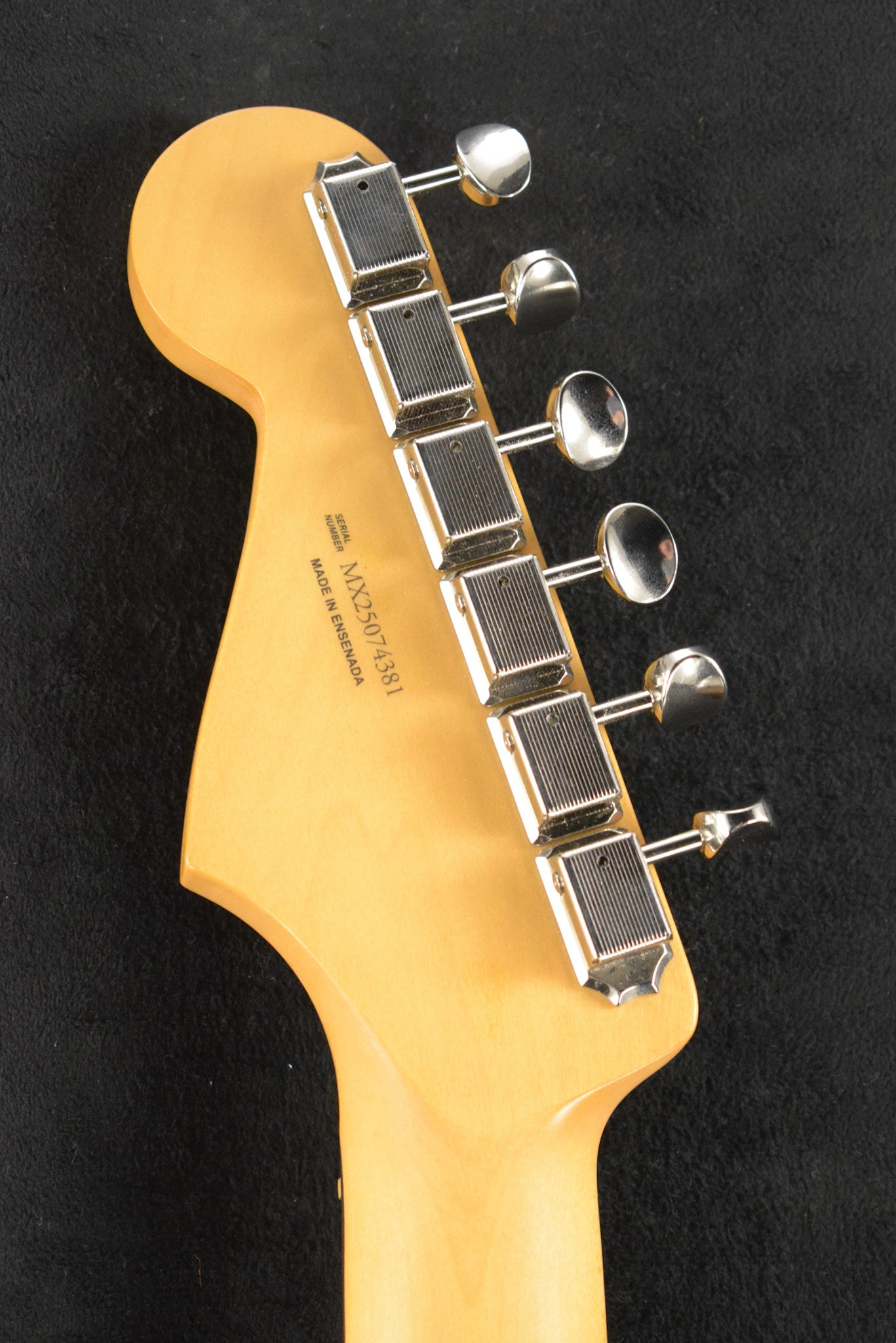 Fender Player II Stratocaster Transparent Cherry Burst Rosewood Fingerboard