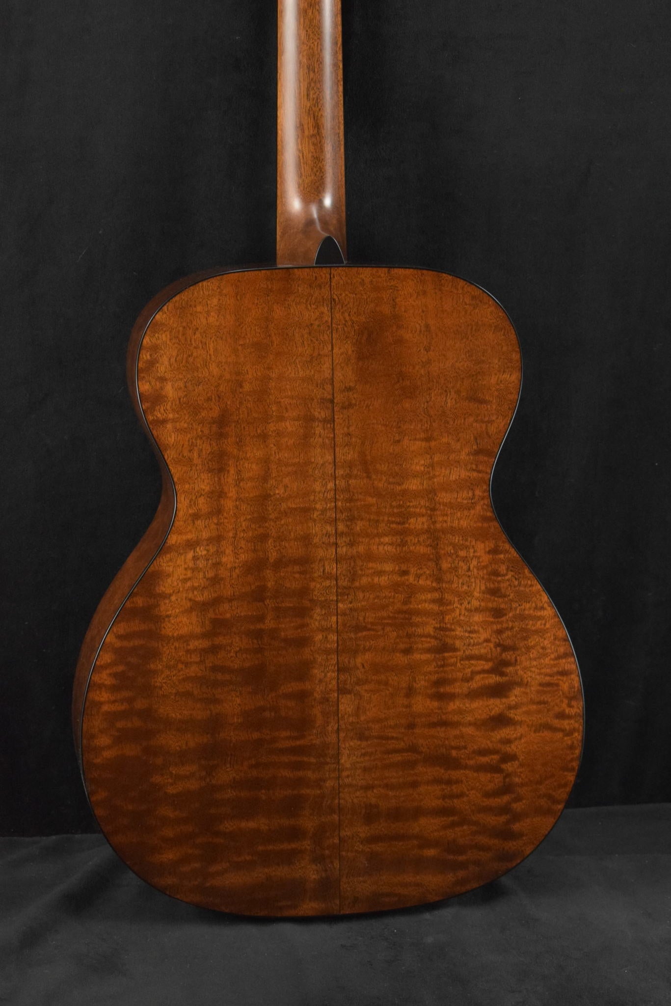 Martin Custom Shop OM Orchestra Model Sitka Spruce VTS Quilted Pommele Sapele Natural