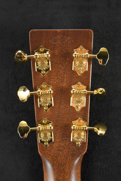 Martin Custom Shop OM Orchestra Model Sitka Spruce VTS Quilted Pommele Sapele Natural