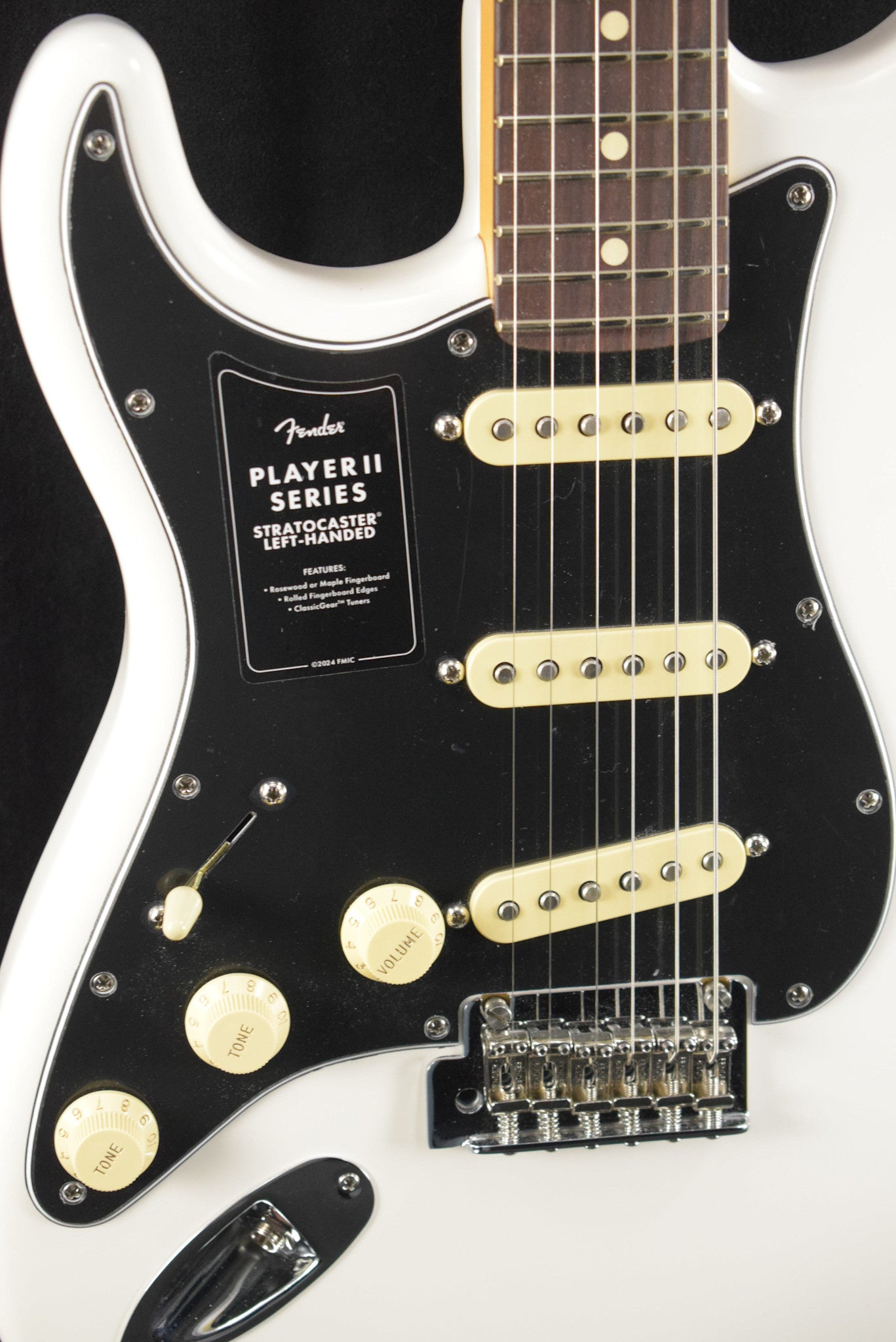 Fender Player II Stratocaster Left-Hand Polar White Rosewood Fingerboard