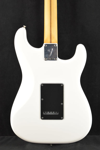Fender Player II Stratocaster Left-Hand Polar White Rosewood Fingerboard