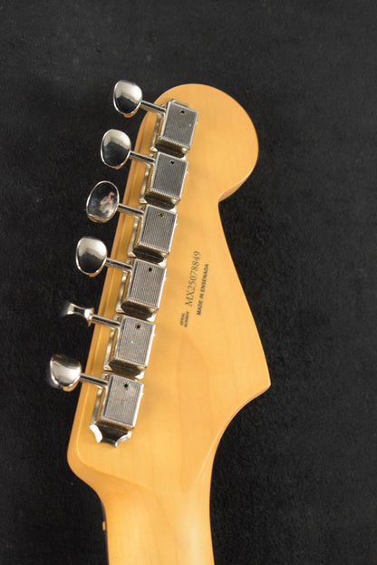 Fender Player II Stratocaster Left-Hand Polar White Rosewood Fingerboard