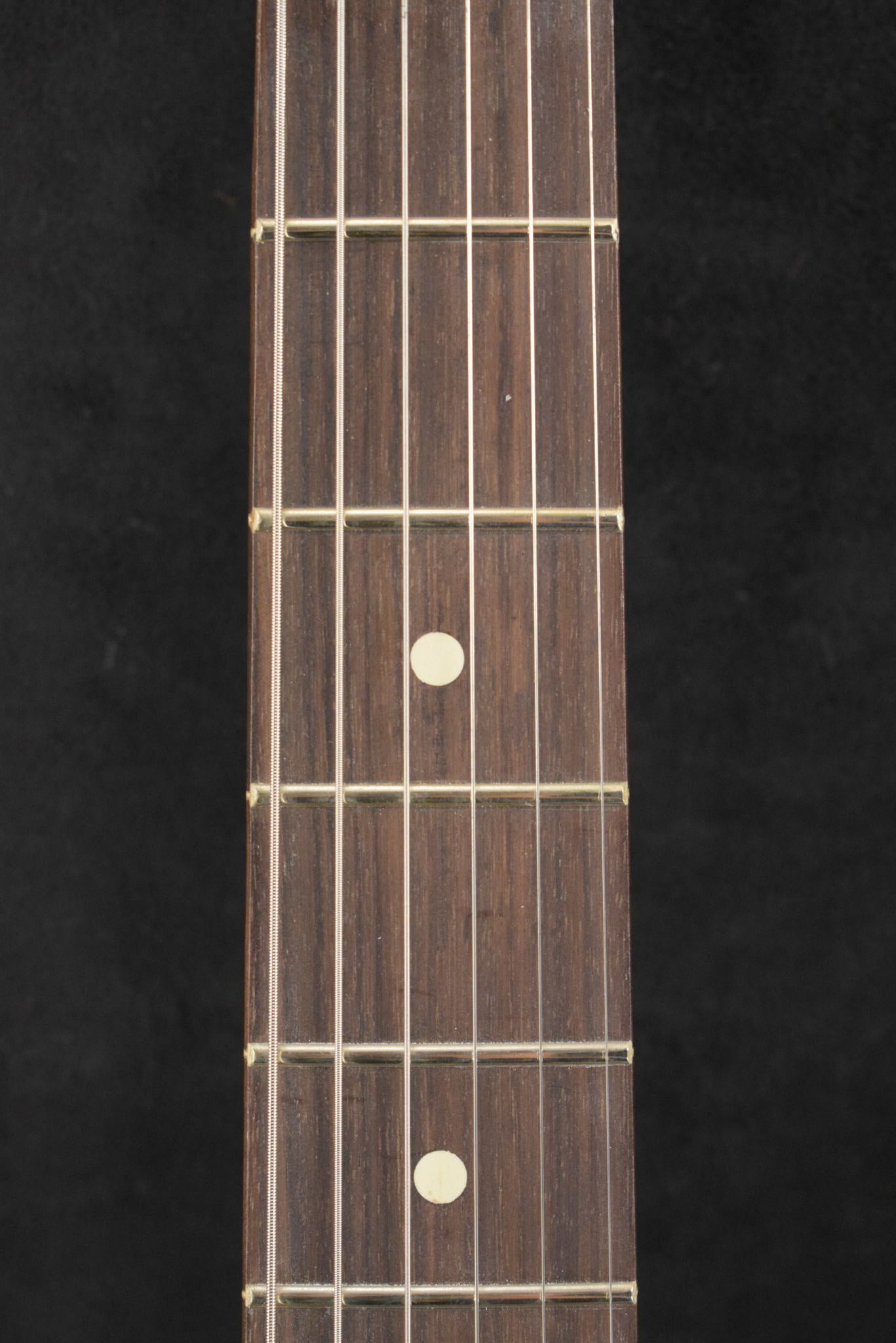 Fender Tom DeLonge Stratocaster Rosewood Fingerboard Daphne Blue