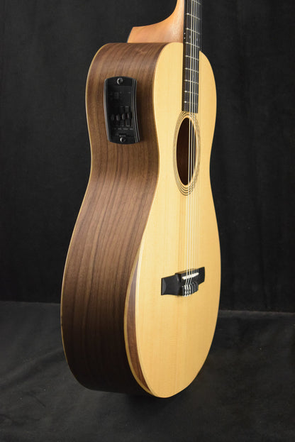 Taylor Academy 12e-N Nylon-String Acoustic-Electric Natural
