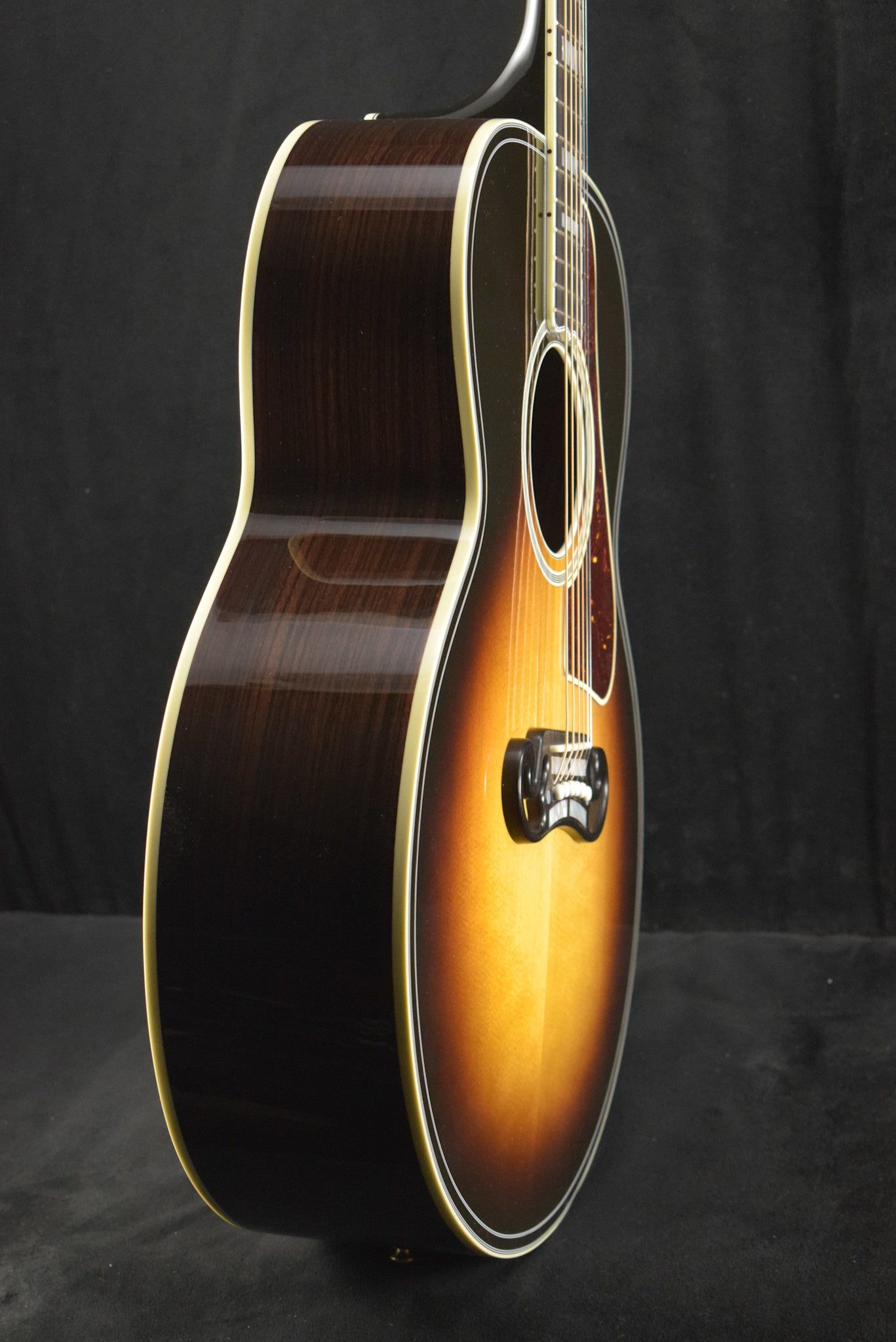 Gibson SJ-200 Western Classic Vintage Sunburst