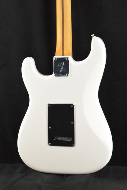 Fender Player II Stratocaster Polar White Rosewood Fingerboard