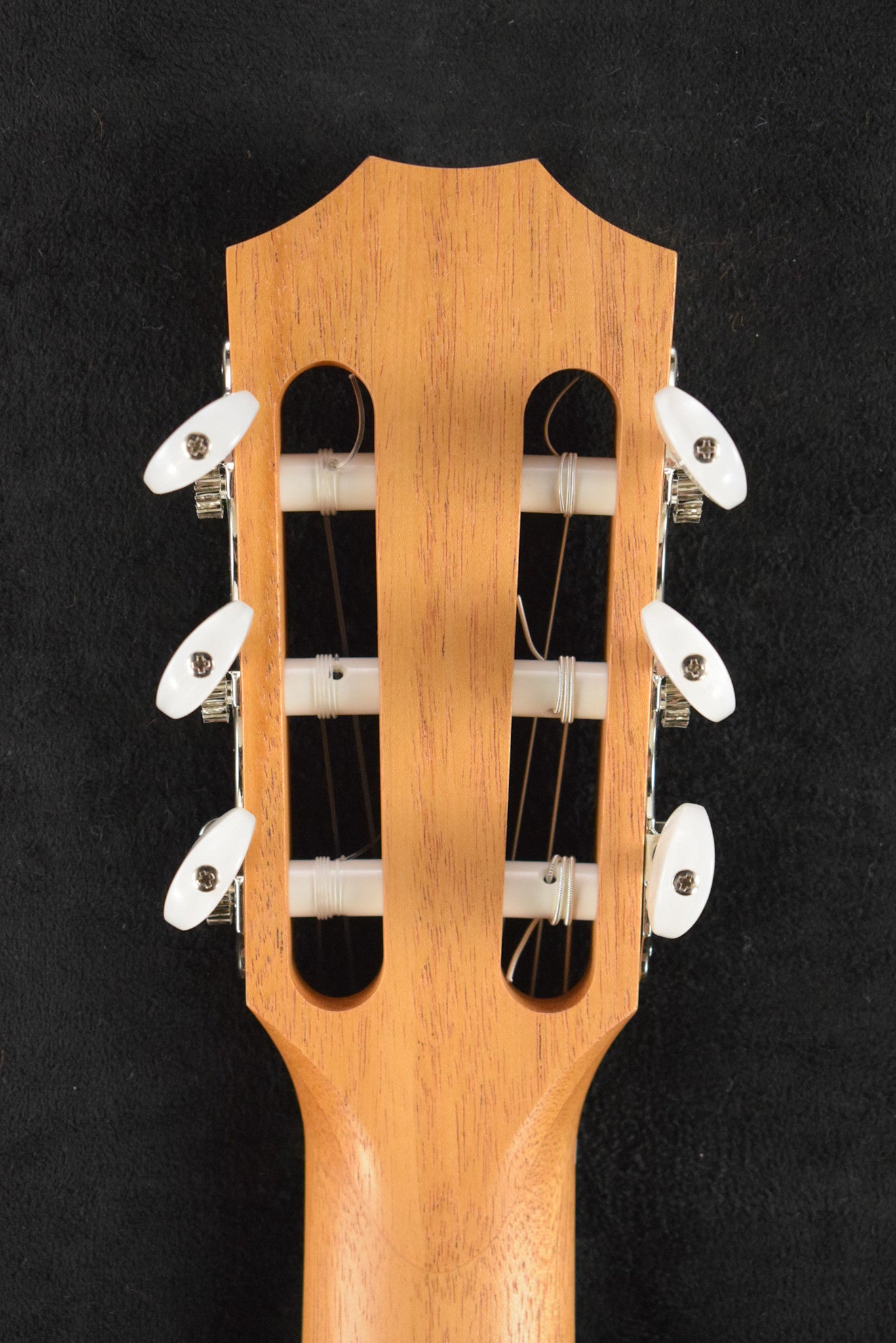 Taylor Academy 12e-N Nylon-String Acoustic-Electric Natural