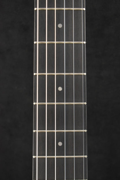 Taylor Academy 12e-N Nylon-String Acoustic-Electric Natural