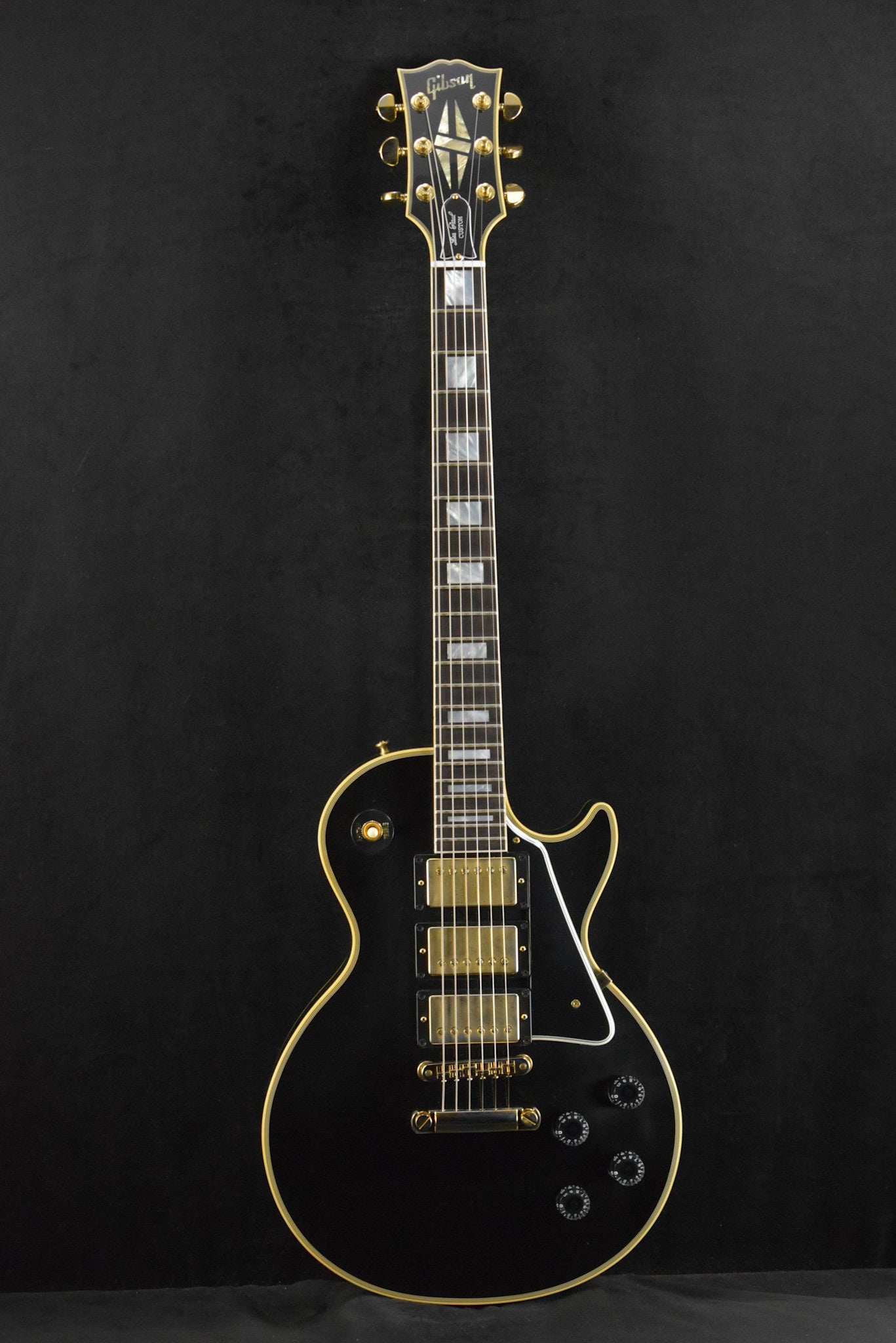 Gibson Custom Shop Les Paul Custom Chambered Body Slim Neck 3 Pickup Ebony VOS GH