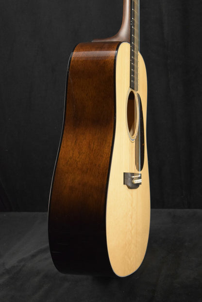 Martin Custom Shop Dreadnought Adirondack Spruce VTS Mahogany Natural