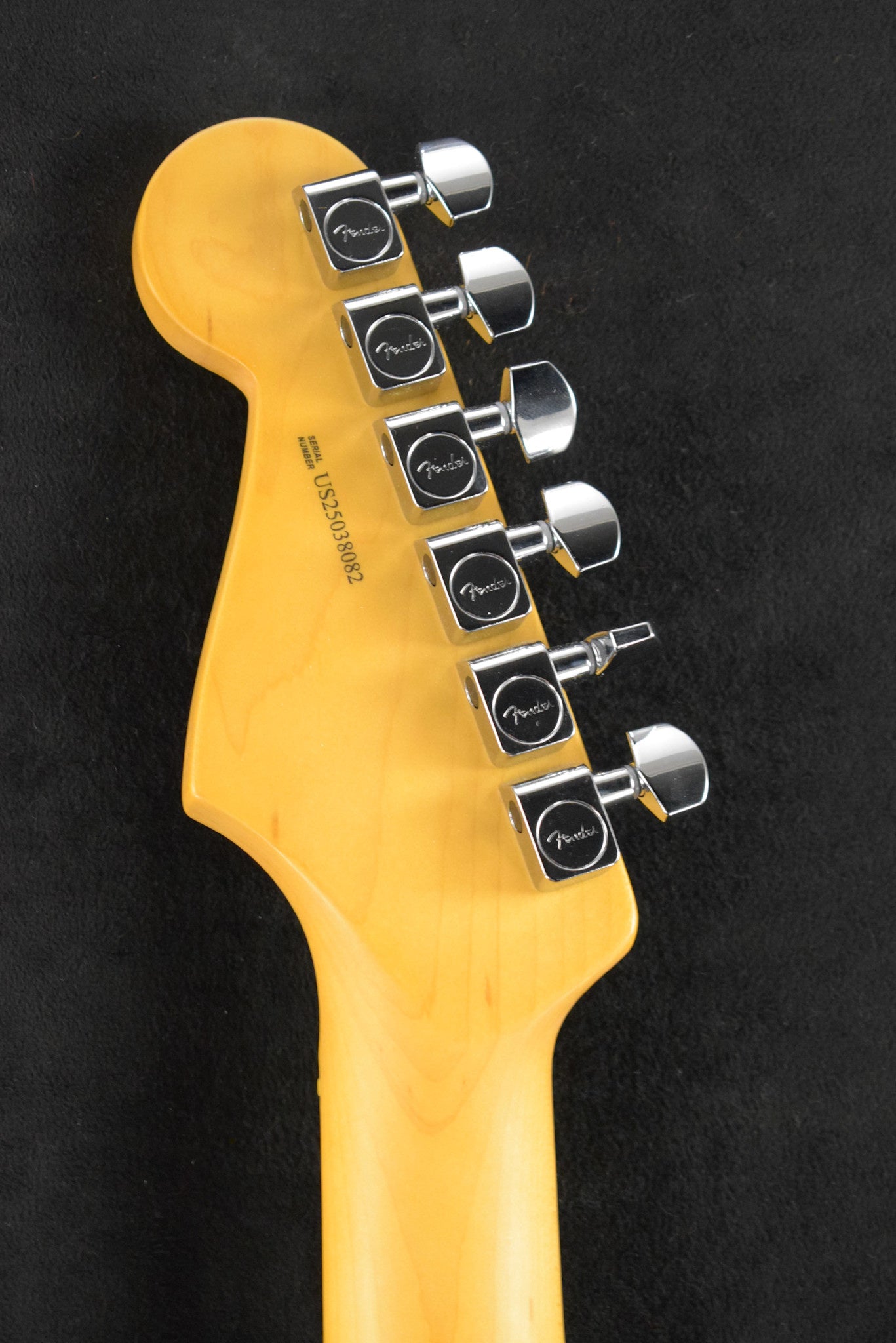 Fender American Professional II Stratocaster Black Maple Fingerboard