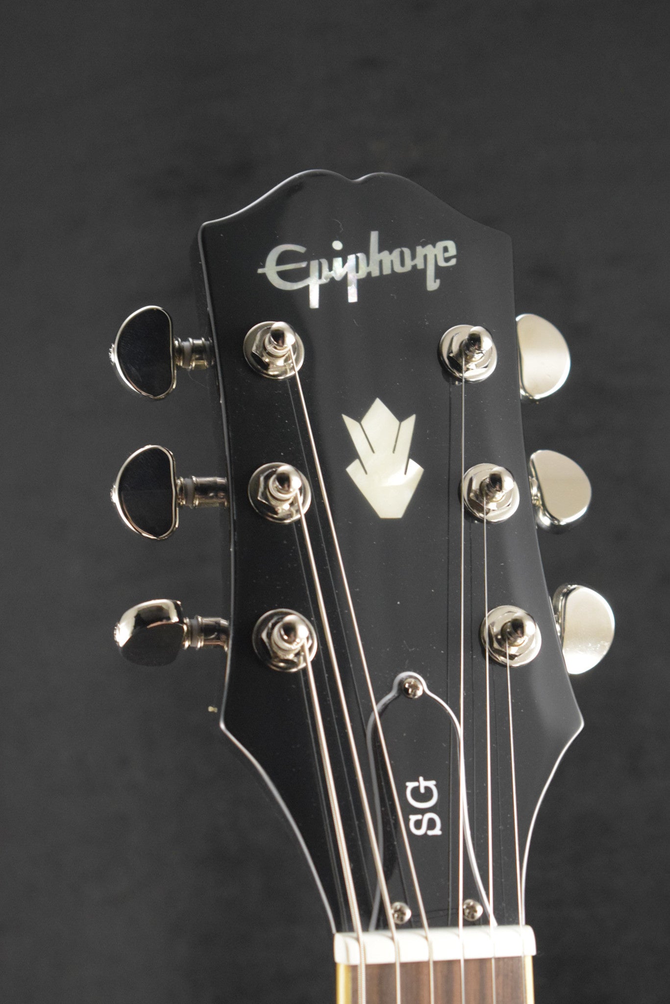 Epiphone SG Standard Ebony w/Gig Bag