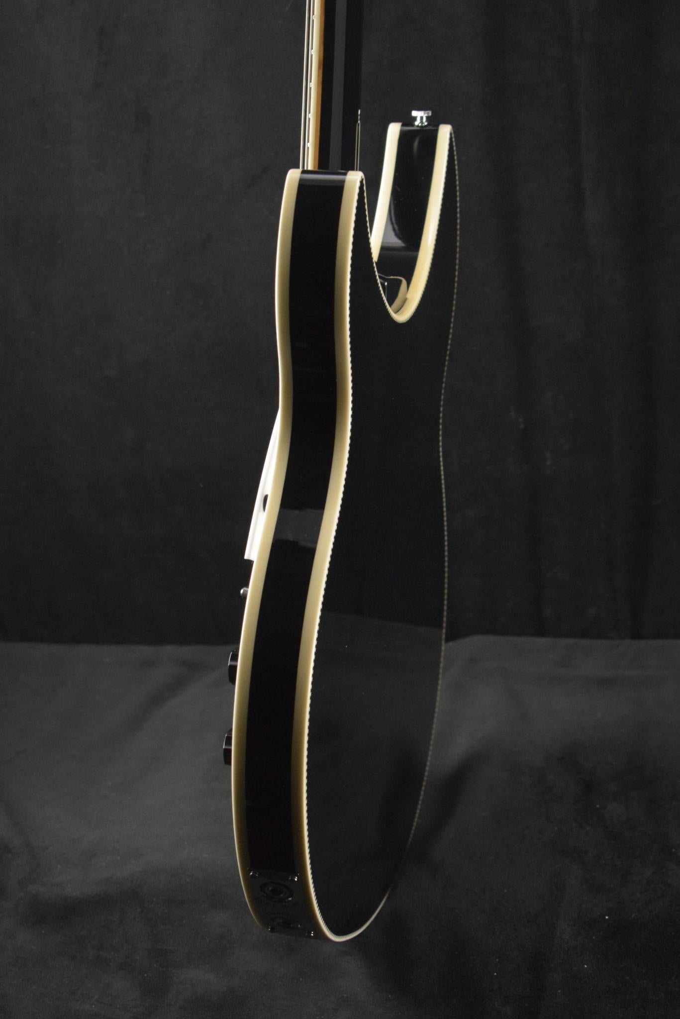 Rickenbacker 90th Anniversary 4005XC JetGlo