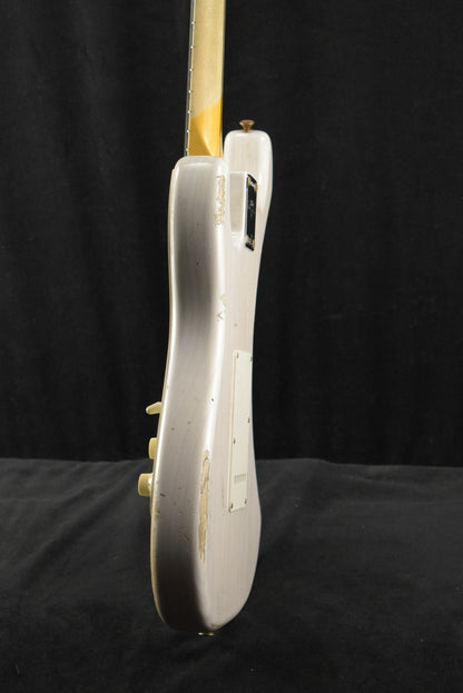 Fender Custom Shop 1957 Stratocaster Relic Aged White Blonde