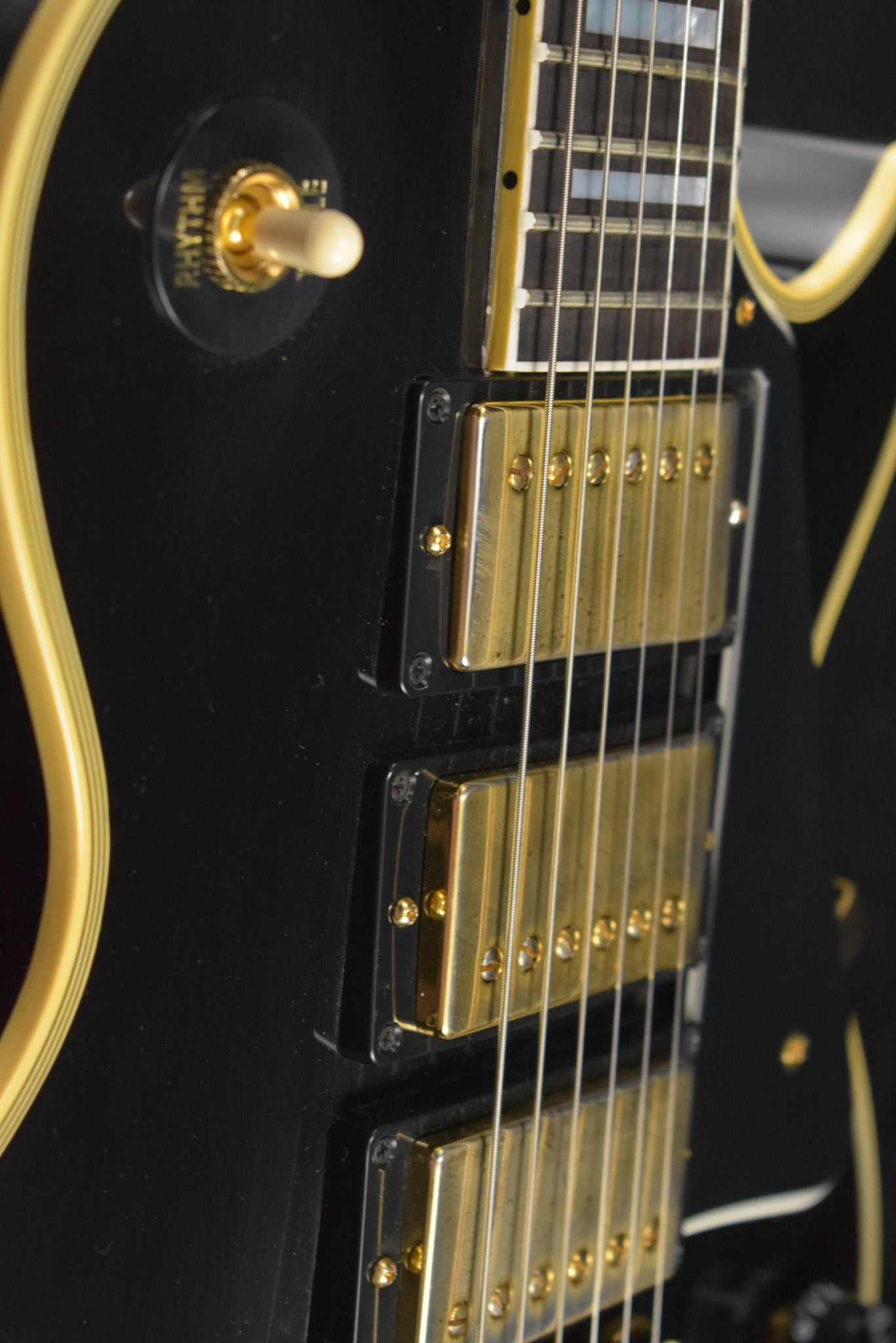 Gibson Custom Shop Les Paul Custom Chambered Body Slim Neck 3 Pickup Ebony VOS GH