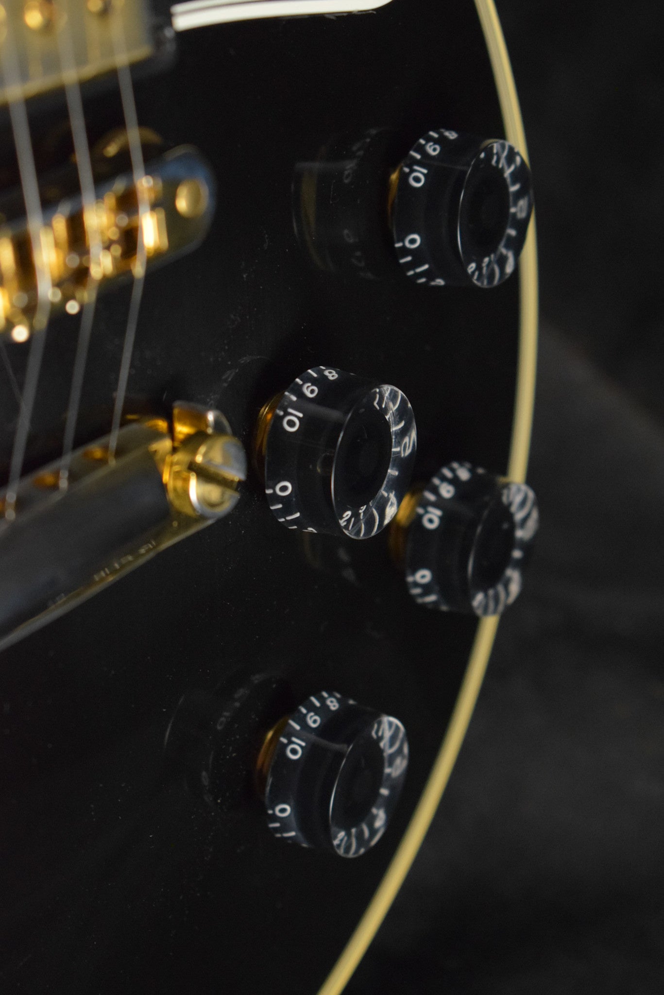 Gibson Custom Shop Les Paul Custom Chambered Body Slim Neck 3 Pickup Ebony VOS GH