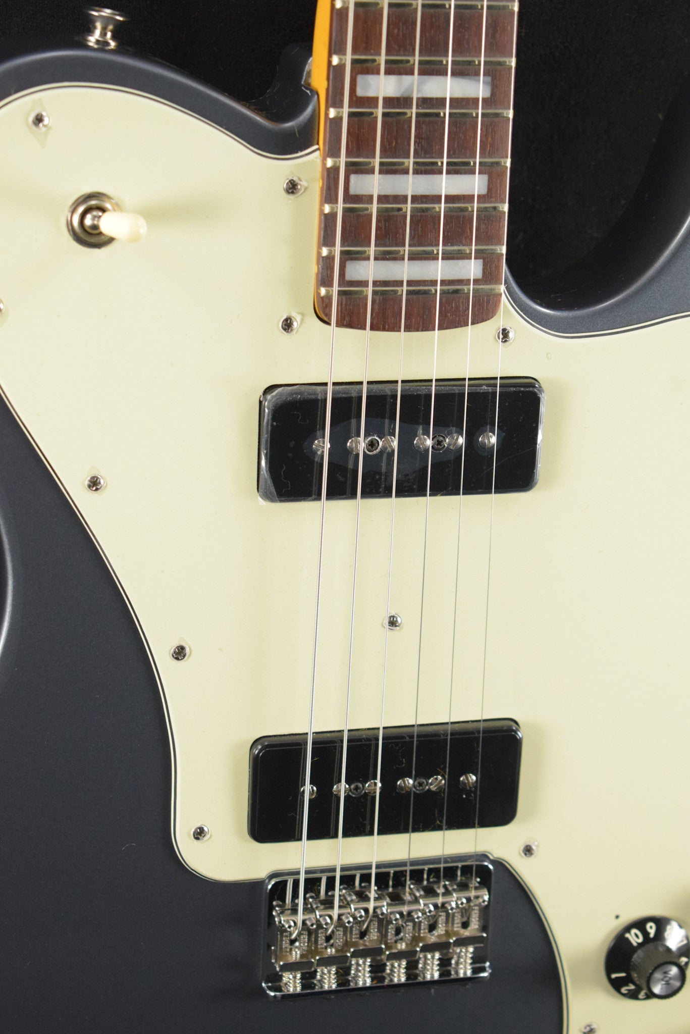 Fender Chris Shiflett Cleaver Telecaster Deluxe Charcoal Frost Metallic Rosewood Fingerboard