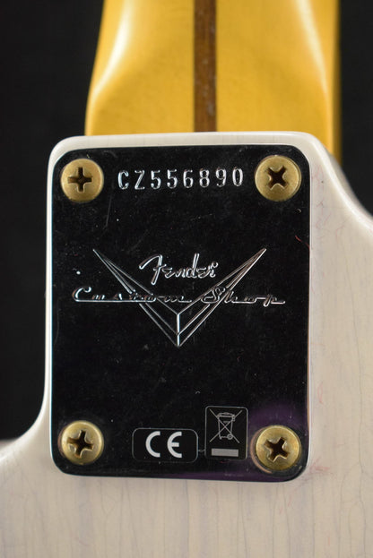 Fender Custom Shop 1957 Stratocaster Relic Aged White Blonde