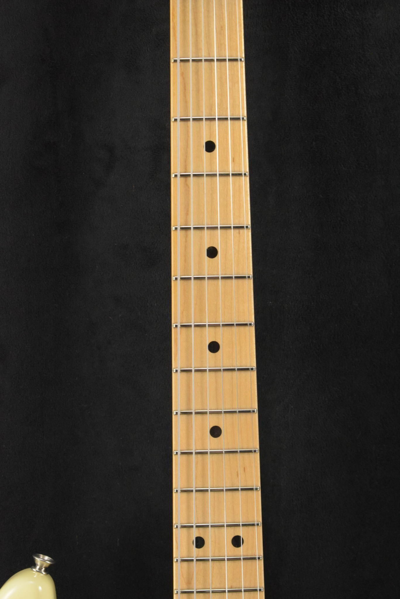 Fender Custom Shop '68 Stratocaster DLX Closet Classic - Aged Vintage White