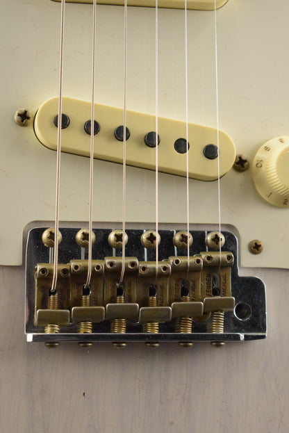 Fender Custom Shop 1957 Stratocaster Relic Aged White Blonde