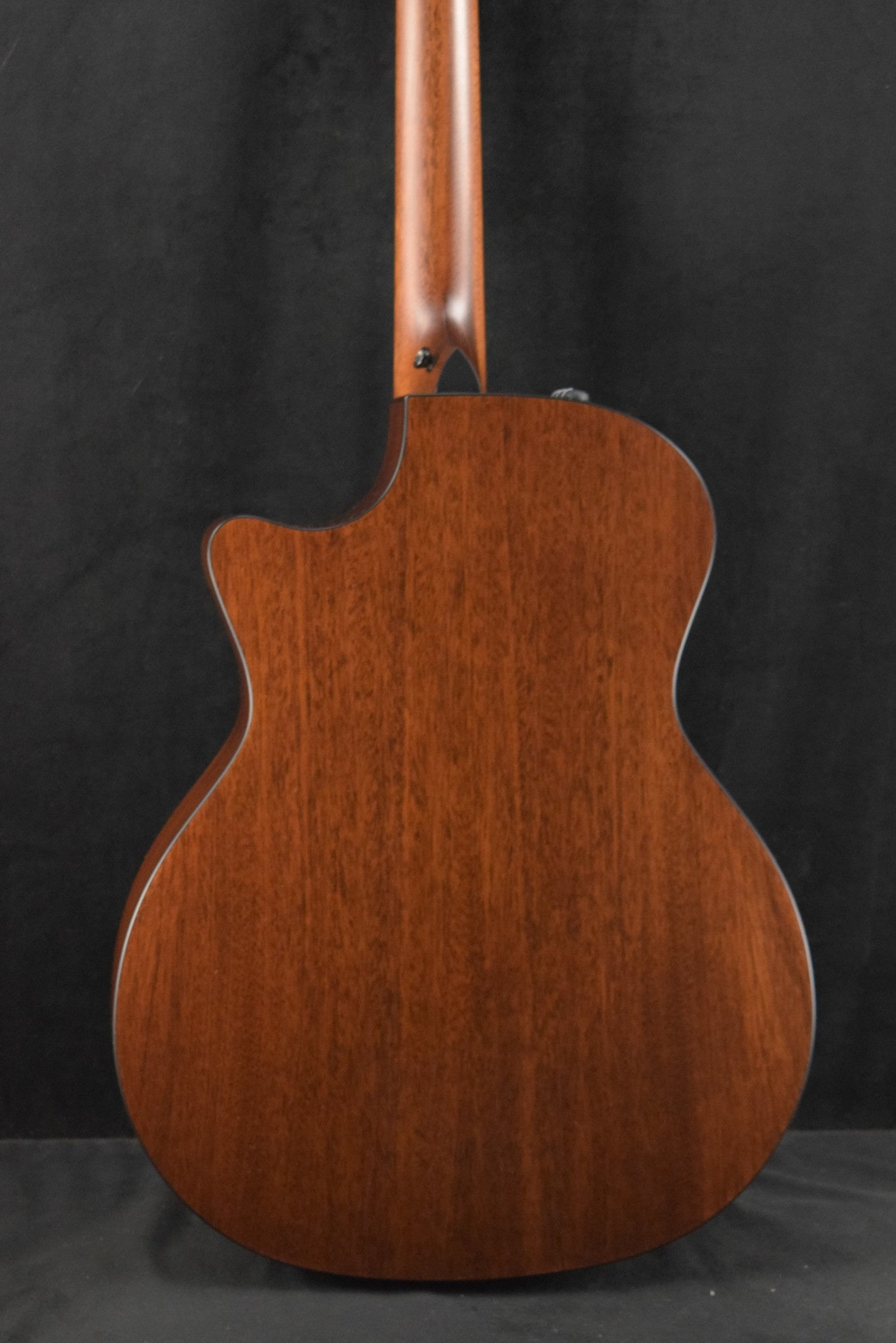 Taylor 324ce Baritone-6 LTD Shaded Edgeburst