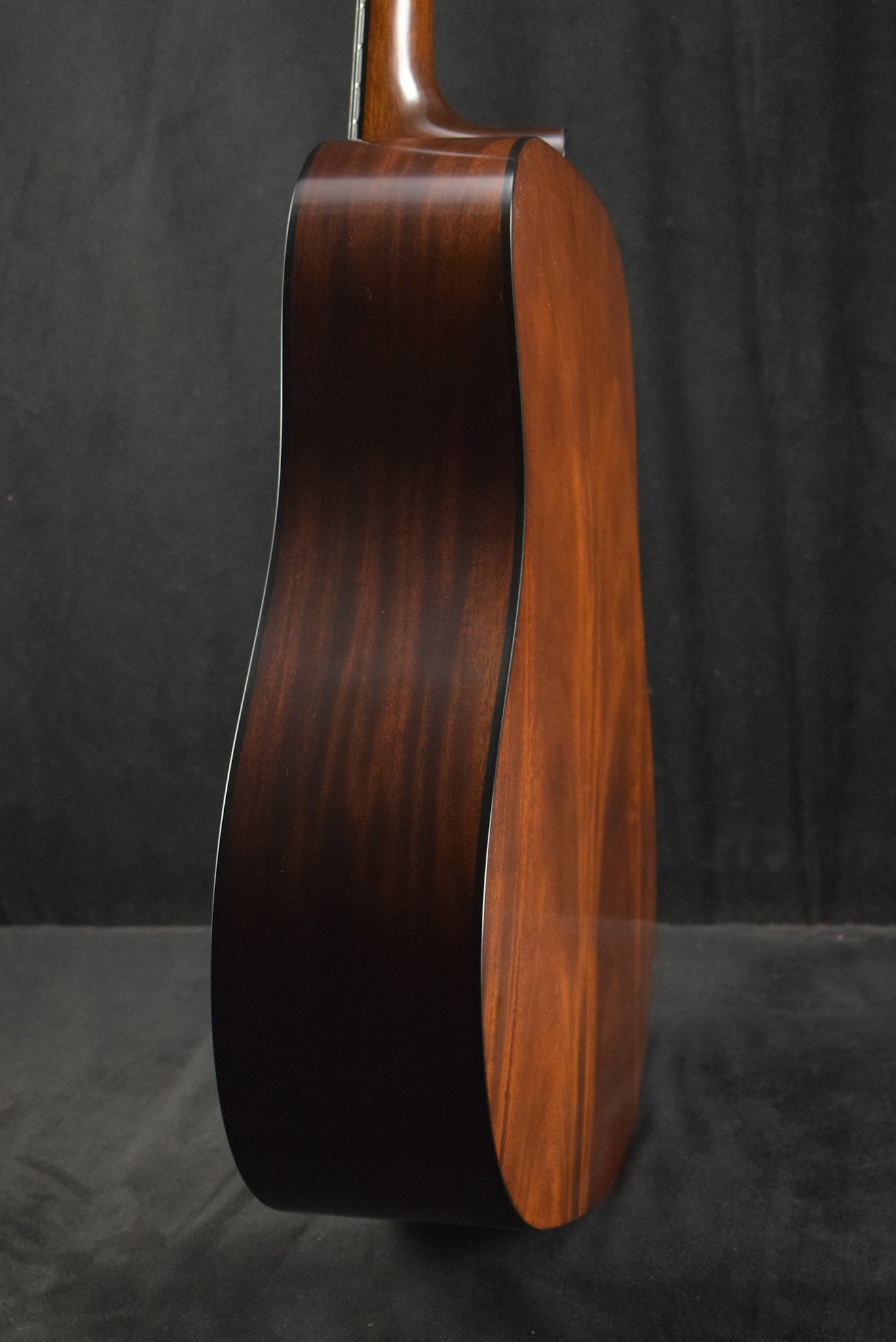 Martin Custom Shop Dreadnought Sinker Mahogany/Adirondack Spruce VTS 1935 Sunburst