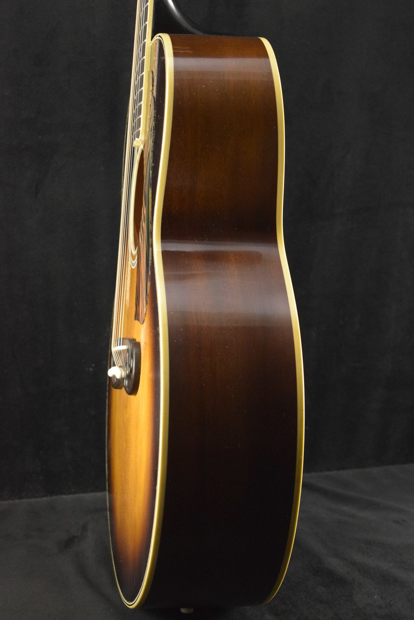 Gibson Custom Shop 1939 SJ-100 Murphy Lab Heavy Aged Faded Vintage Sunburst