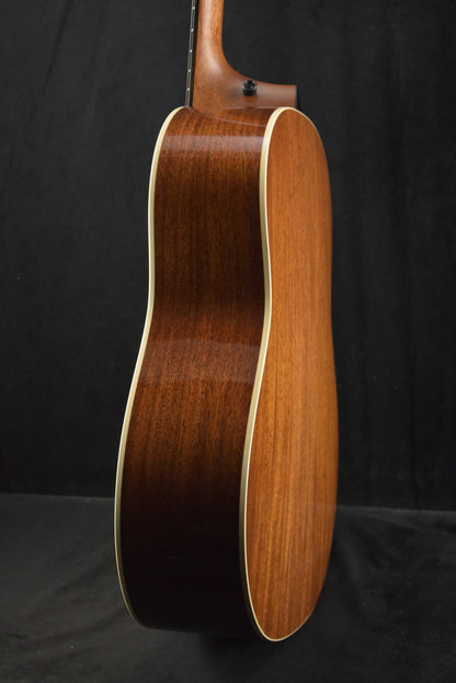 Taylor Gold Label 517e SB Sunburst w/ Firestripe Pickguard