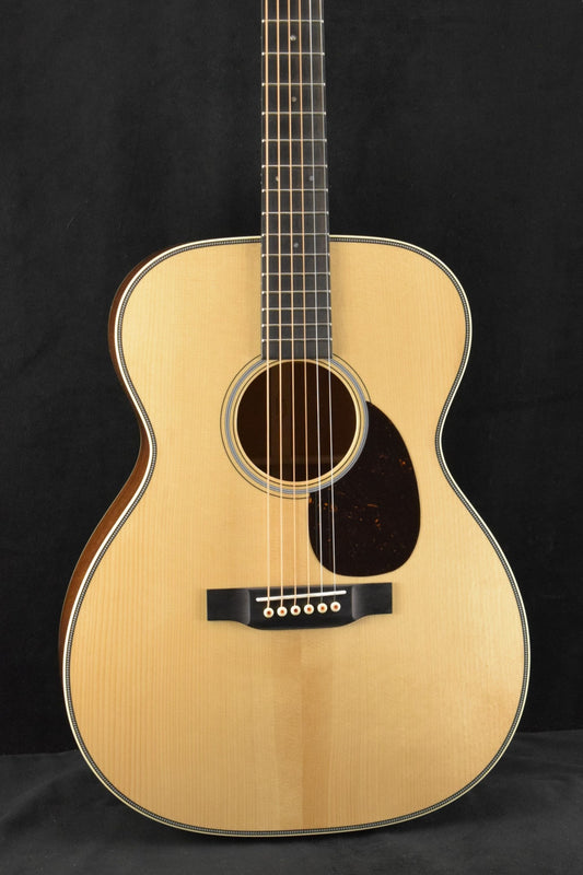 Martin Custom Shop 000/OM Auditorium Mahogany Adirondack Spruce VTS Natural