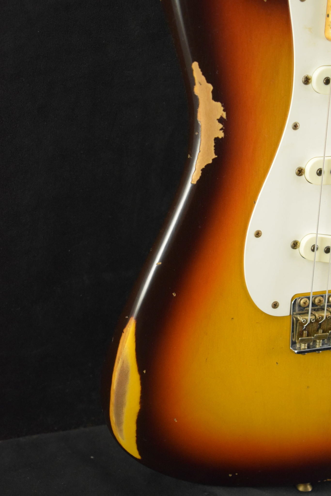 Fender Tomatillo Stratocaster III Relic - Faded Aged Chocolate 2 Color Sunburst