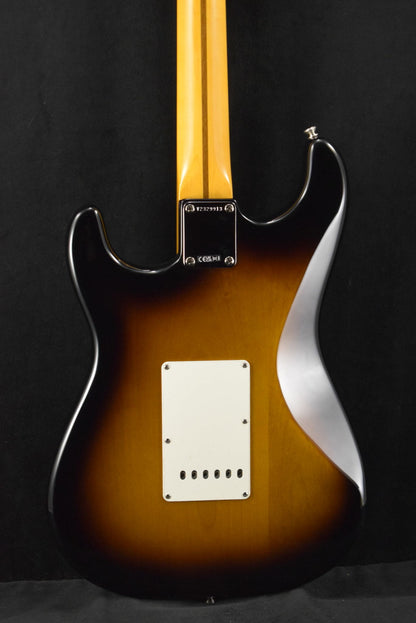 Fender American Vintage II 1957 Stratocaster 2-Color Sunburst Maple Fingerboard