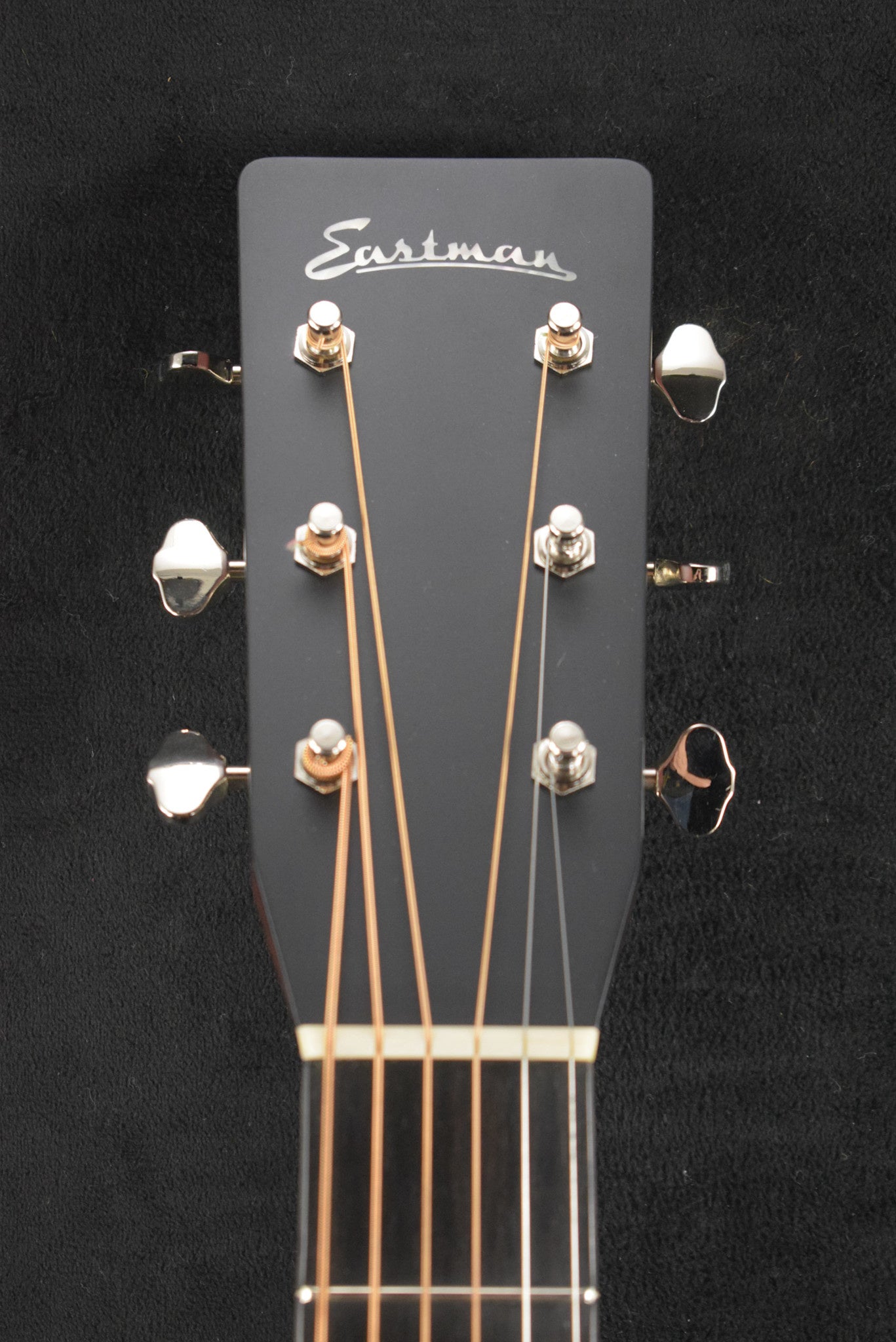 Eastman E6OM-TC Thermo-Cured Sitka Spruce Top Orchestra Model Natural Truetone Gloss