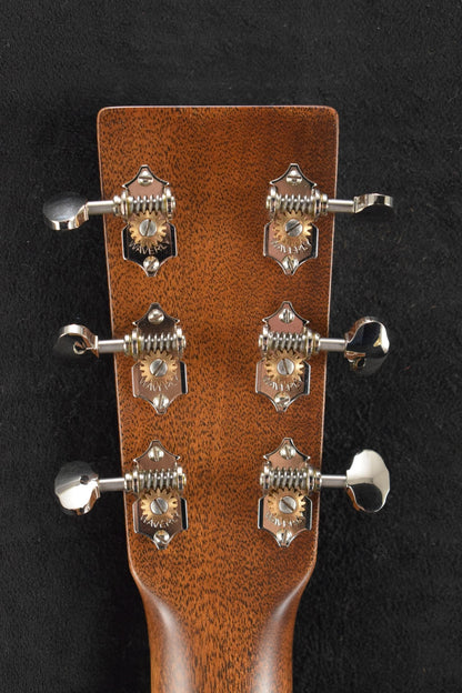 Martin Custom Shop 000/OM Auditorium Mahogany Adirondack Spruce VTS Natural