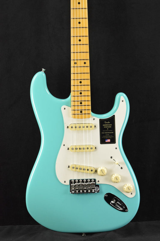 Fender American Vintage II 1957 Stratocaster Sea Foam Green Maple Fingerboard