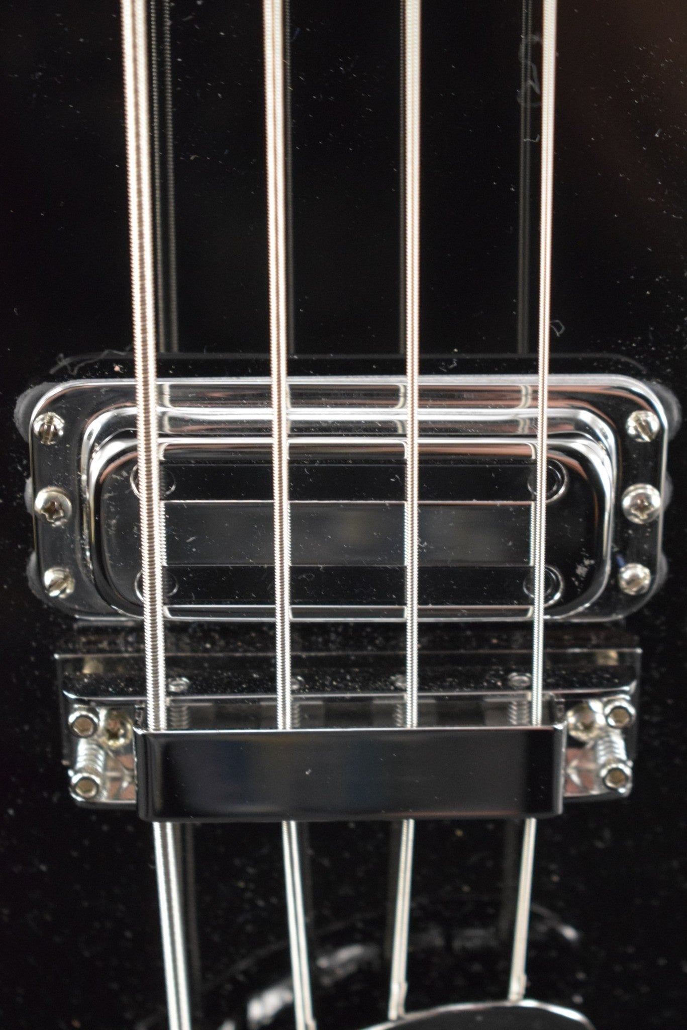 Rickenbacker 4005V Vintage Reissue Semi-Hollow Bass Guitar Jetglo