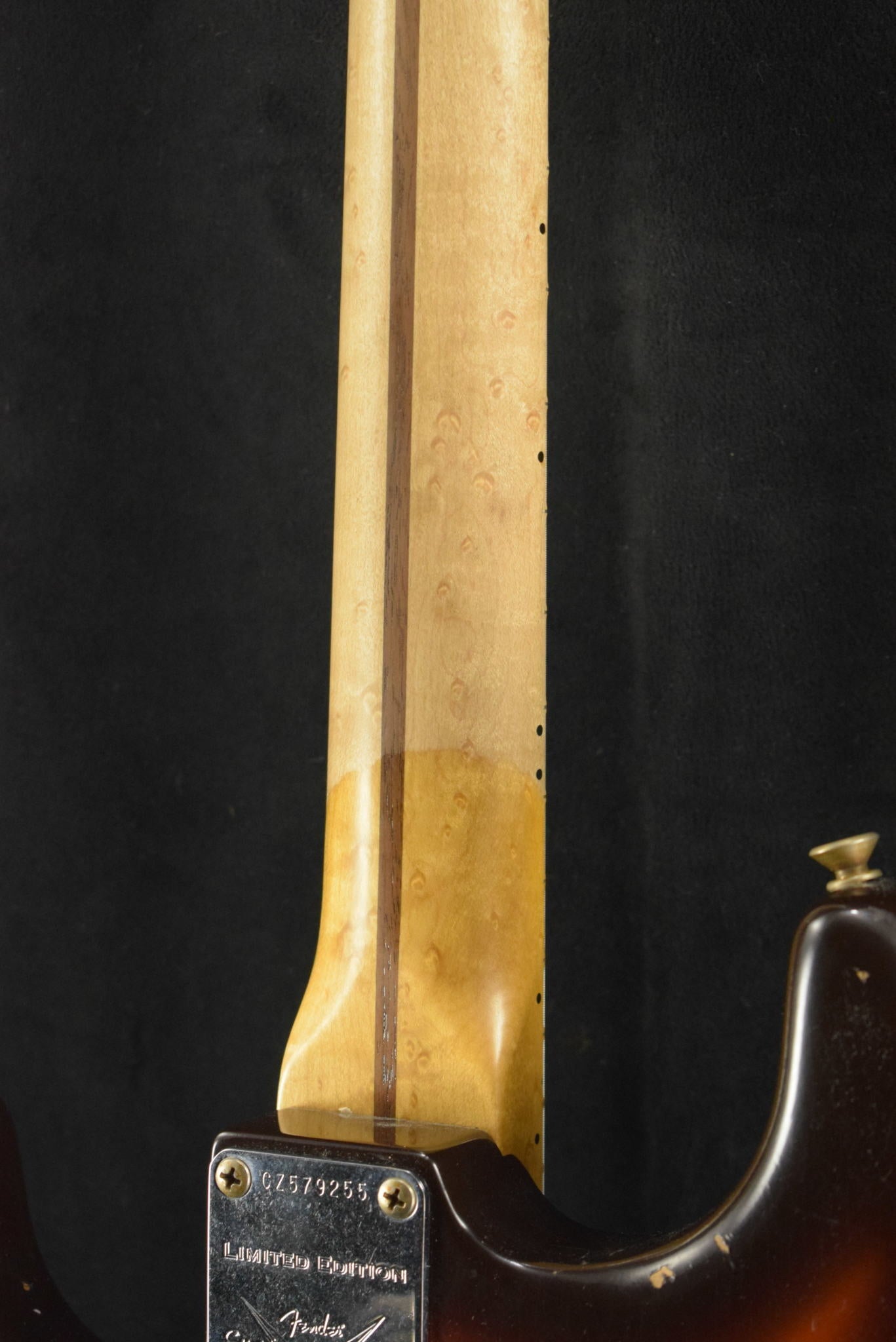 Fender Tomatillo Stratocaster III Relic - Faded Aged Chocolate 2 Color Sunburst