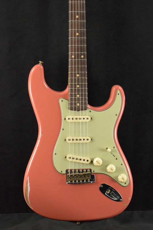 Fender Limited Edition '60 Stratocaster Relic - Faded Aged Tahitian Coral 3A Rosewood Fingerboard