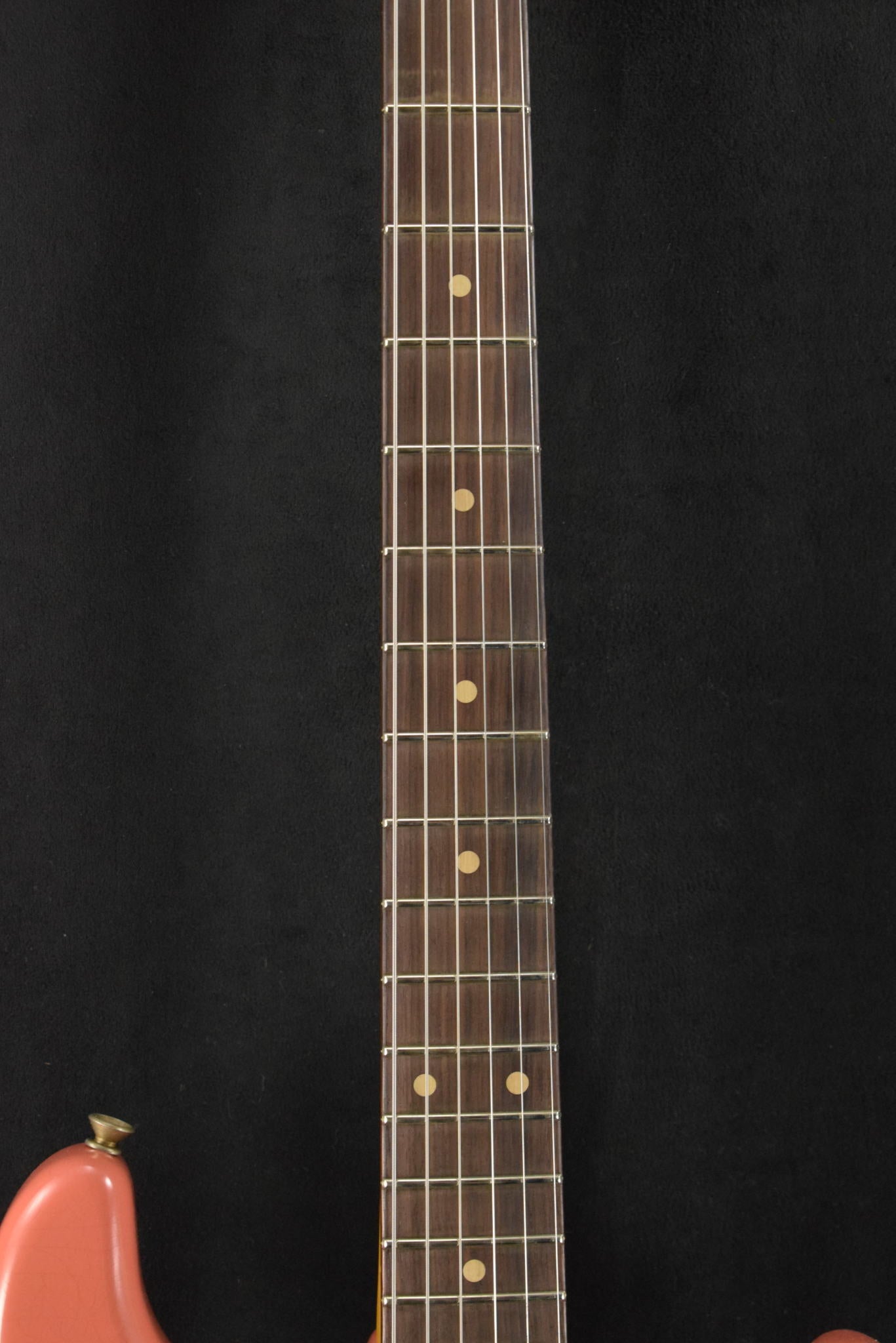 Fender Limited Edition '60 Stratocaster Relic - Faded Aged Tahitian Coral 3A Rosewood Fingerboard