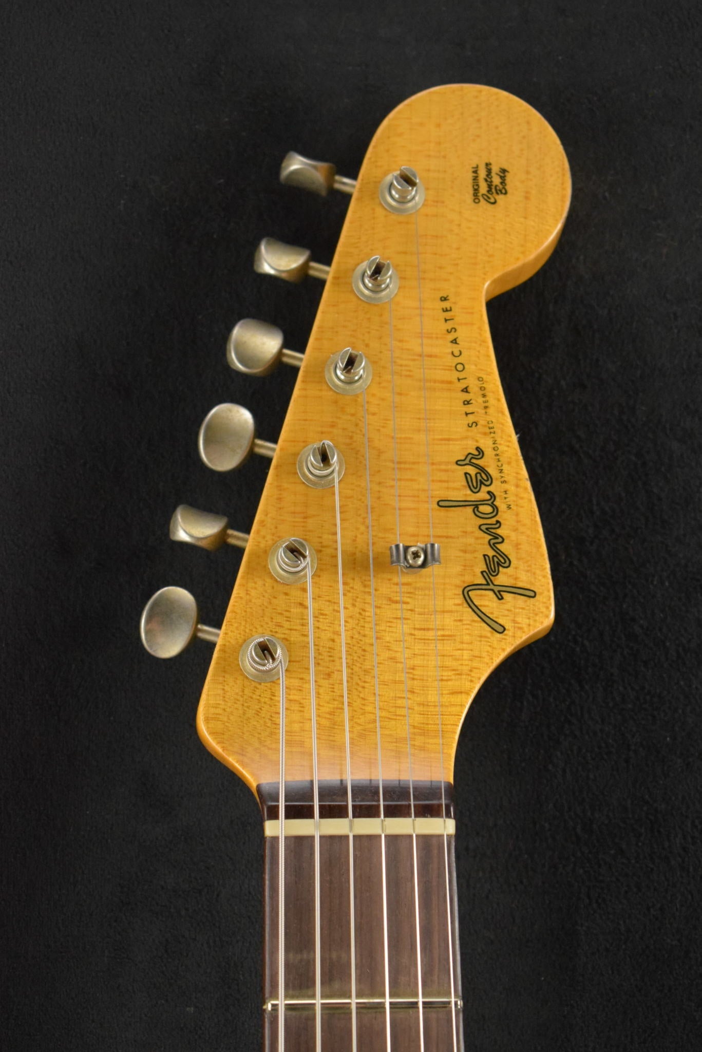 Fender Limited Edition '60 Stratocaster Relic - Faded Aged Tahitian Coral 3A Rosewood Fingerboard