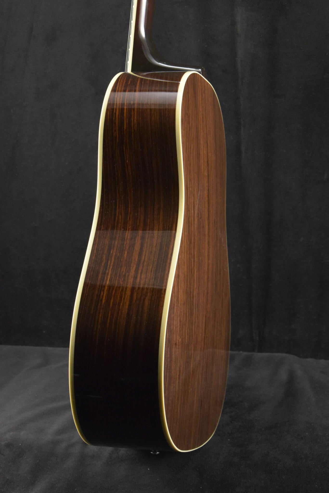 Gibson Custom Shop Advanced Jumbo Adirondack Red Spruce Top Vintage Sunburst Fuller's Exclusive
