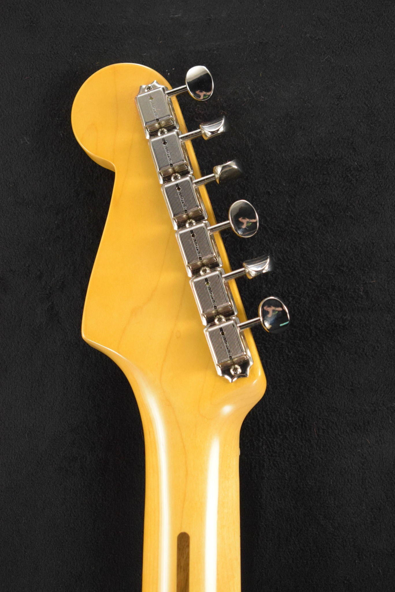 Fender American Vintage II 1957 Stratocaster Sea Foam Green Maple Fingerboard