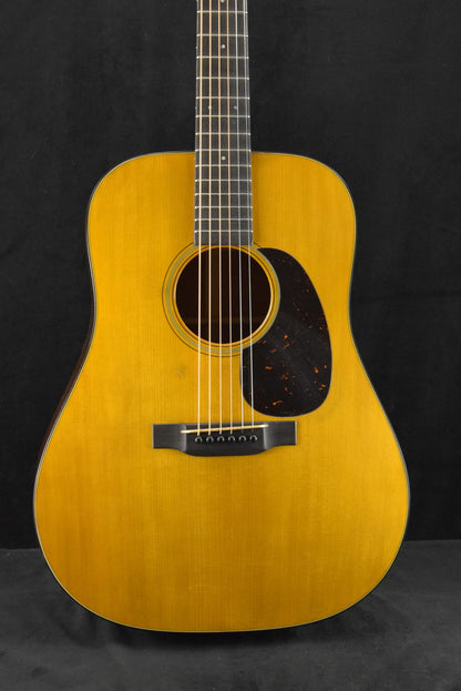 Martin Custom Shop D-18 Authentic 1937 VTS Aged Natural