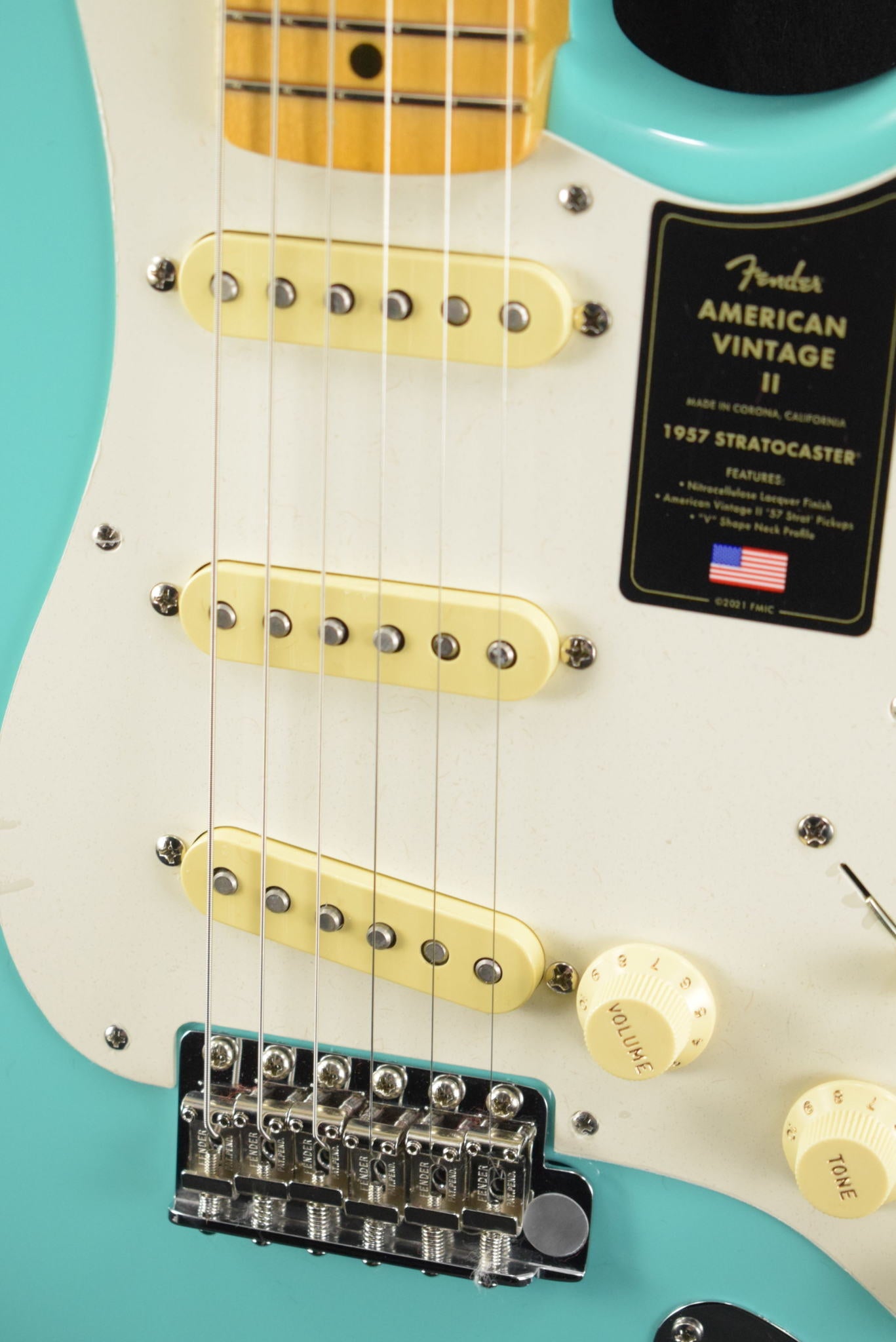 Fender American Vintage II 1957 Stratocaster Sea Foam Green Maple Fingerboard